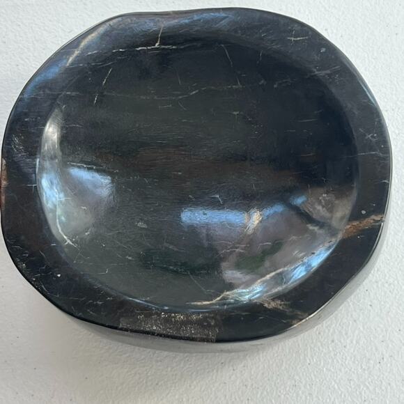 Petrified Wood Bowl/Ashtray From Indonesia Tertiary Period Over A Million Years - Picture 14 of 16